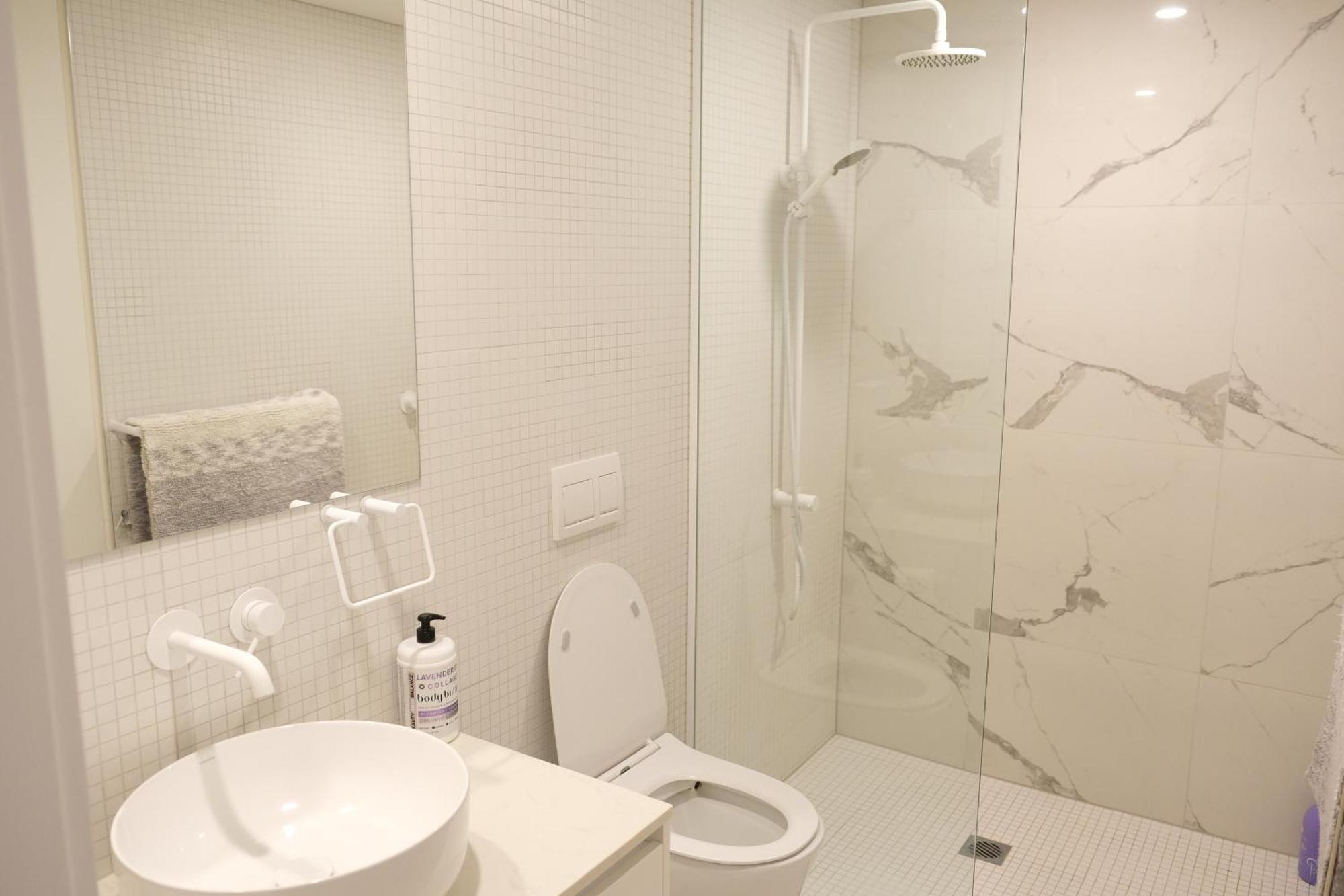 Apartamento Cbd Japanese Retreat 2Br 1P Brekky Wifi Netflix Camberra Exterior foto
